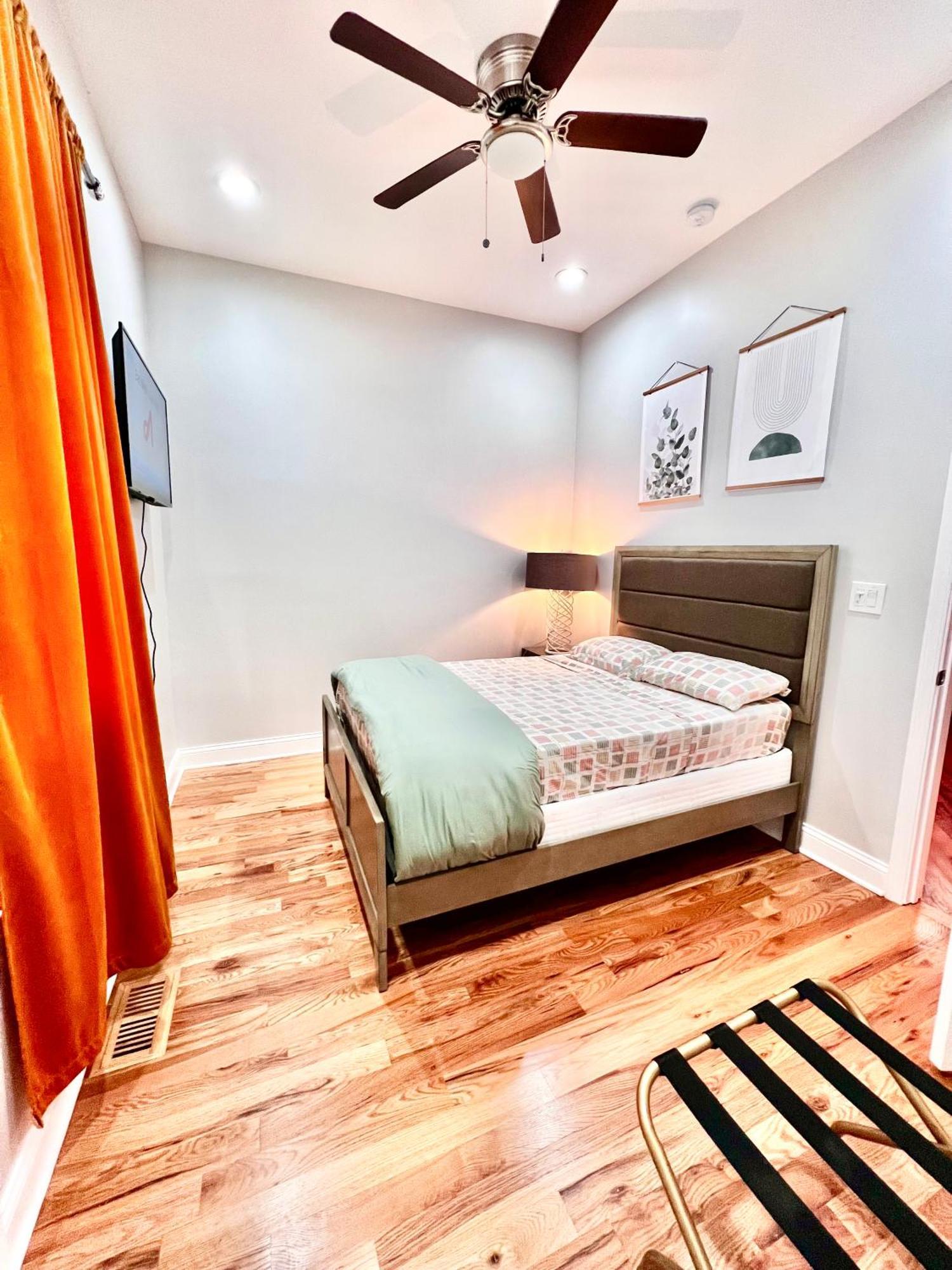 Lux Apt In Bronzeville, Min From Downtown-Rsv Now! شيكاغو المظهر الخارجي الصورة